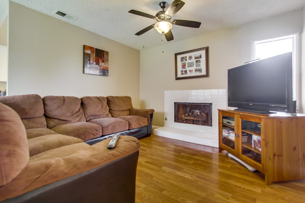 Virtual tour photo 8 of 29 for 6540 College Grove Drive #28