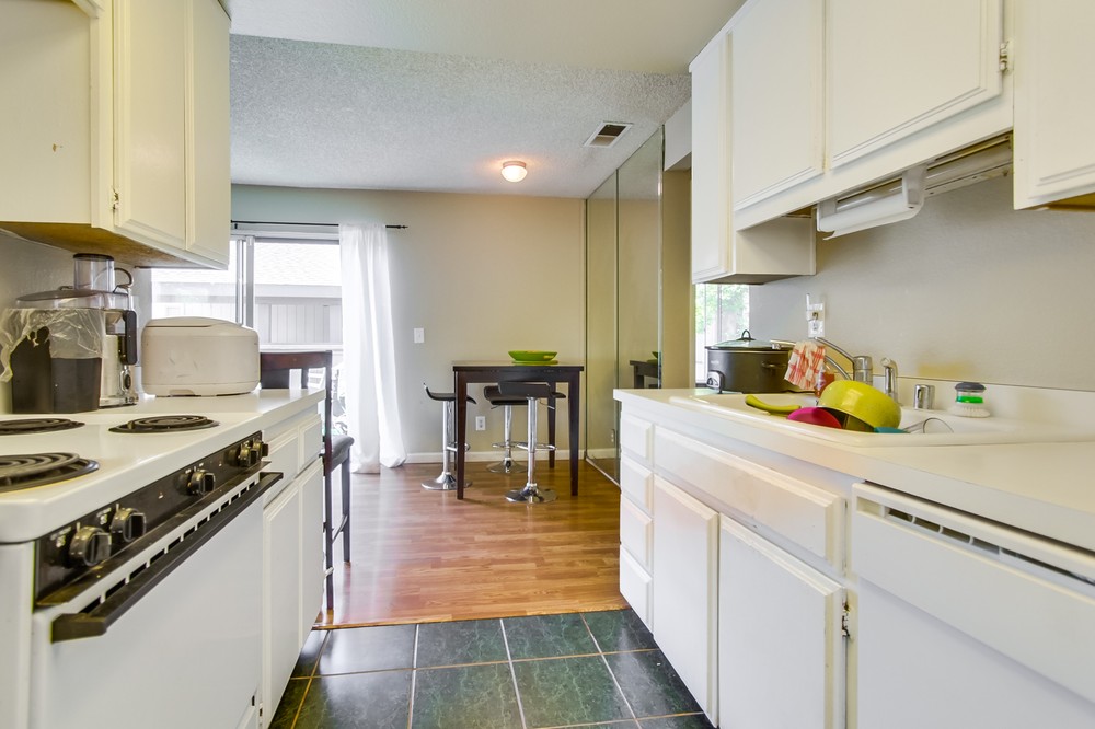 Virtual tour photo 15 of 29 for 6540 College Grove Drive #28