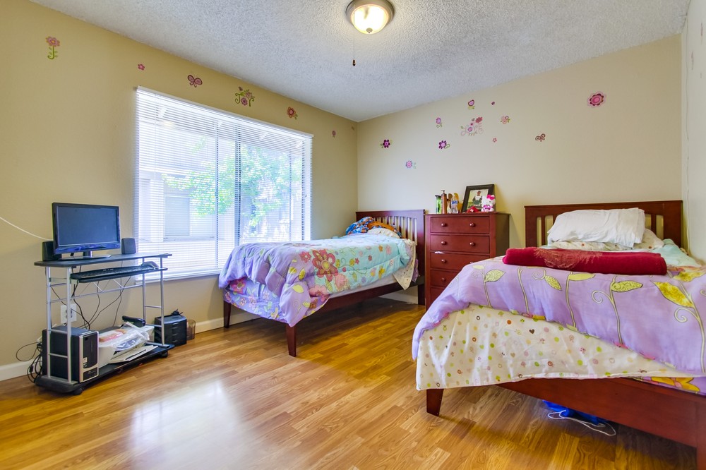 Virtual tour photo 22 of 29 for 6540 College Grove Drive #28