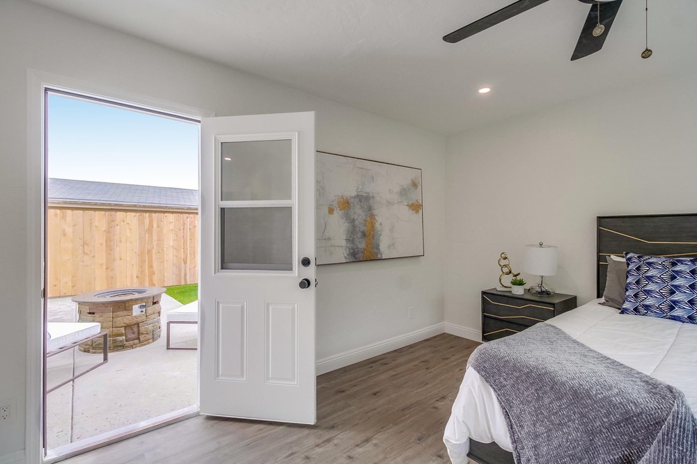 Virtual tour photo 27 of 52 for 6541 Acorn St