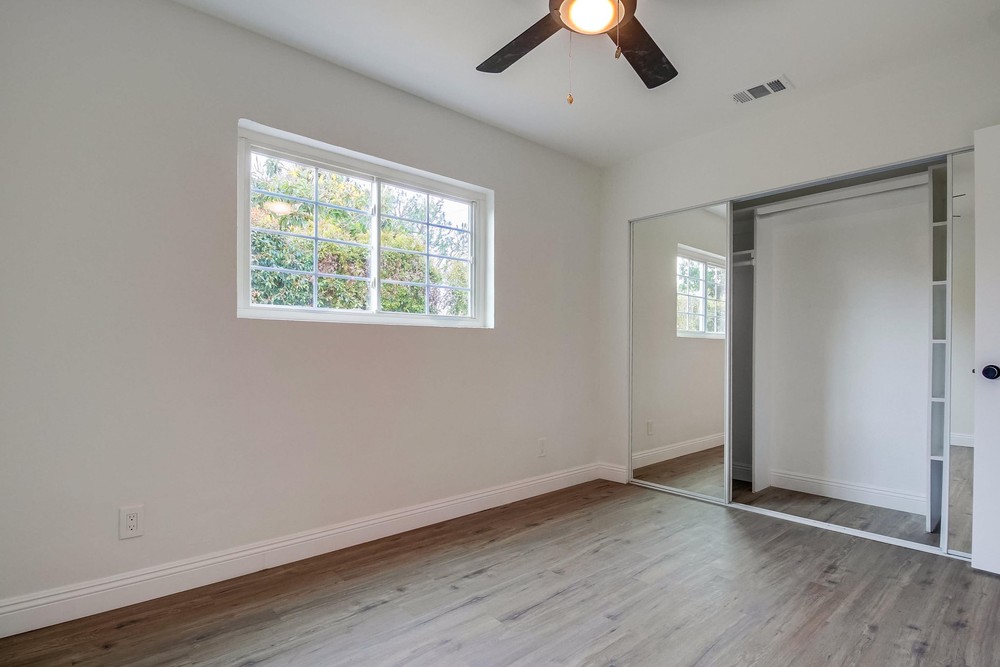 Virtual tour photo 36 of 52 for 6541 Acorn St