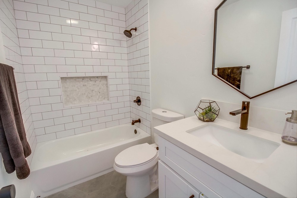 Virtual tour photo 38 of 52 for 6541 Acorn St