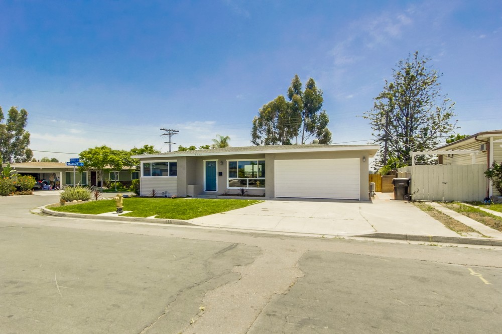 Virtual tour photo 1 of 33 for 6551 Estelle St