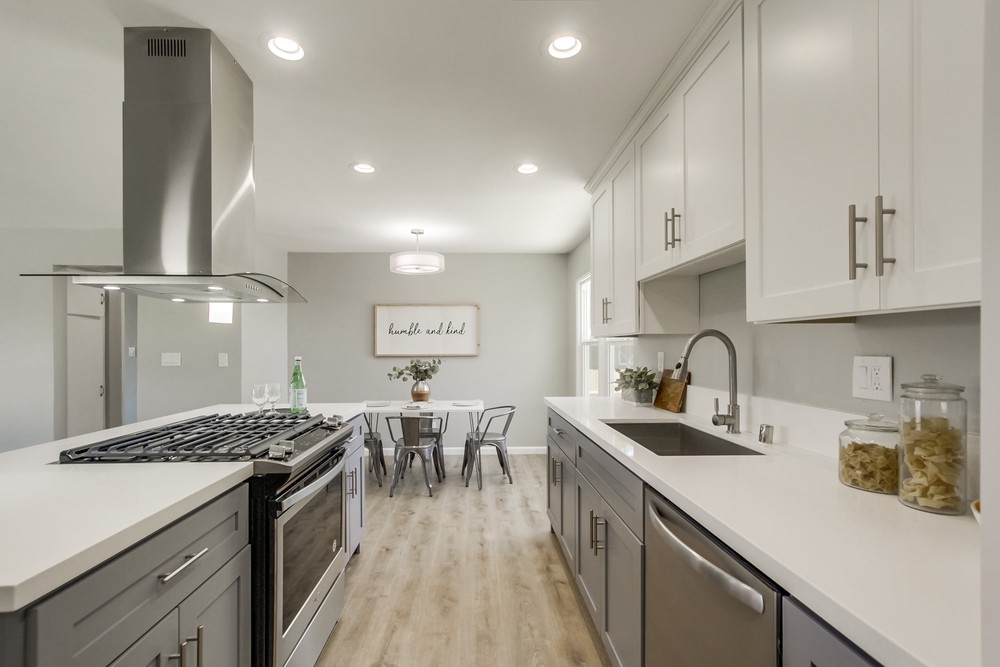 Virtual tour photo 18 of 33 for 6551 Estelle St