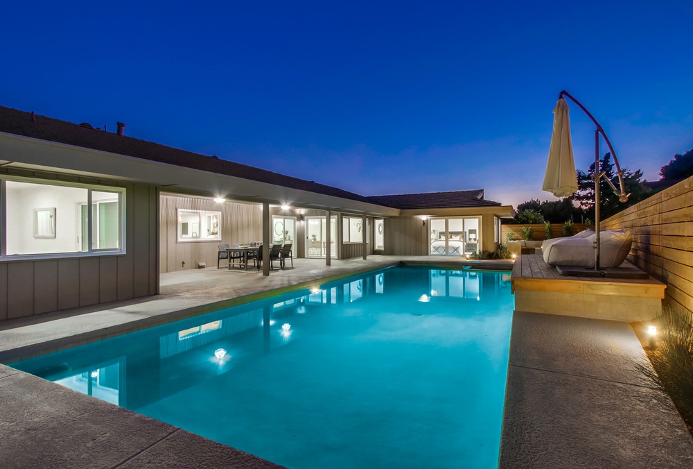 Virtual tour photo 13 of 125 for 6558 Crystalaire Dr