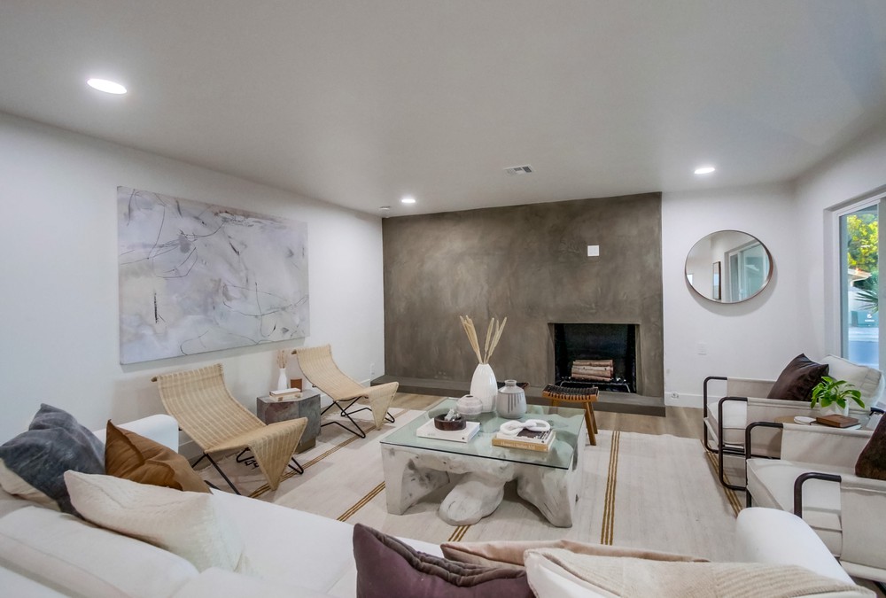 Virtual tour photo 24 of 125 for 6558 Crystalaire Dr