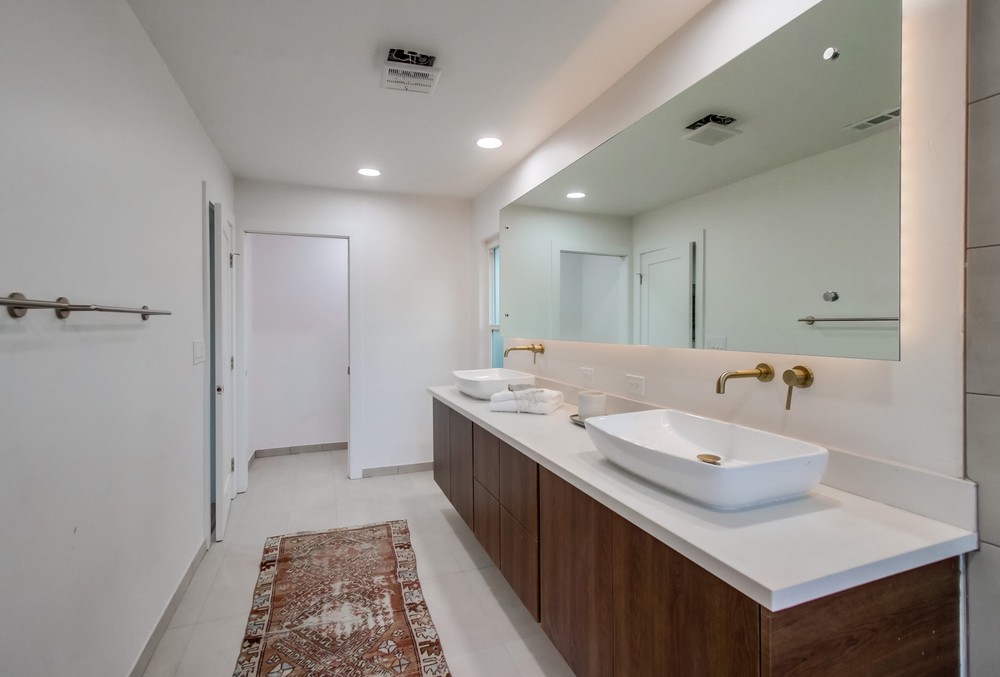 Virtual tour photo 49 of 125 for 6558 Crystalaire Dr