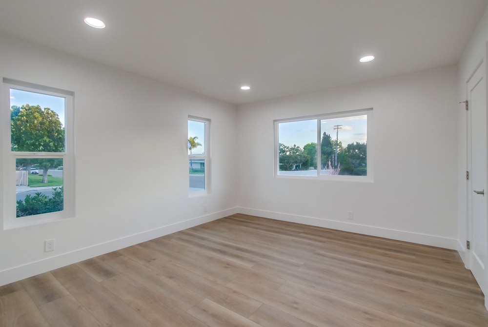 Virtual tour photo 50 of 125 for 6558 Crystalaire Dr