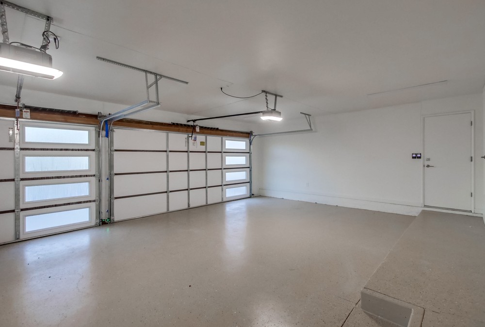 Virtual tour photo 64 of 125 for 6558 Crystalaire Dr