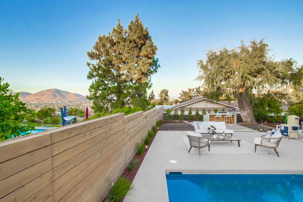 Virtual tour photo 73 of 125 for 6558 Crystalaire Dr