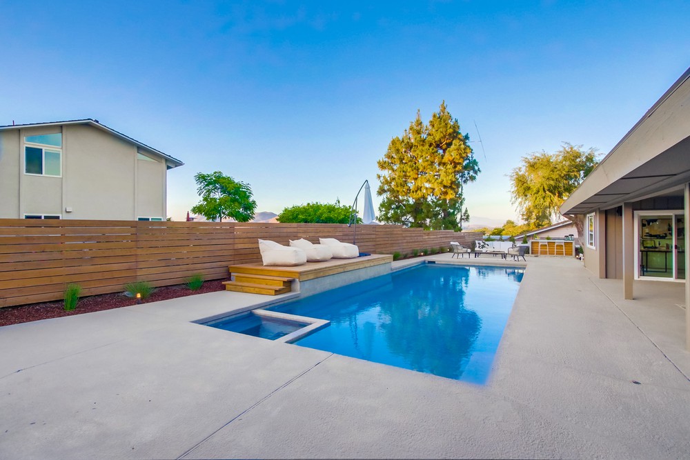 Virtual tour photo 74 of 125 for 6558 Crystalaire Dr