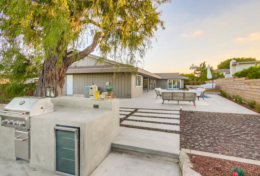 Virtual tour photo 88 of 125 for 6558 Crystalaire Dr