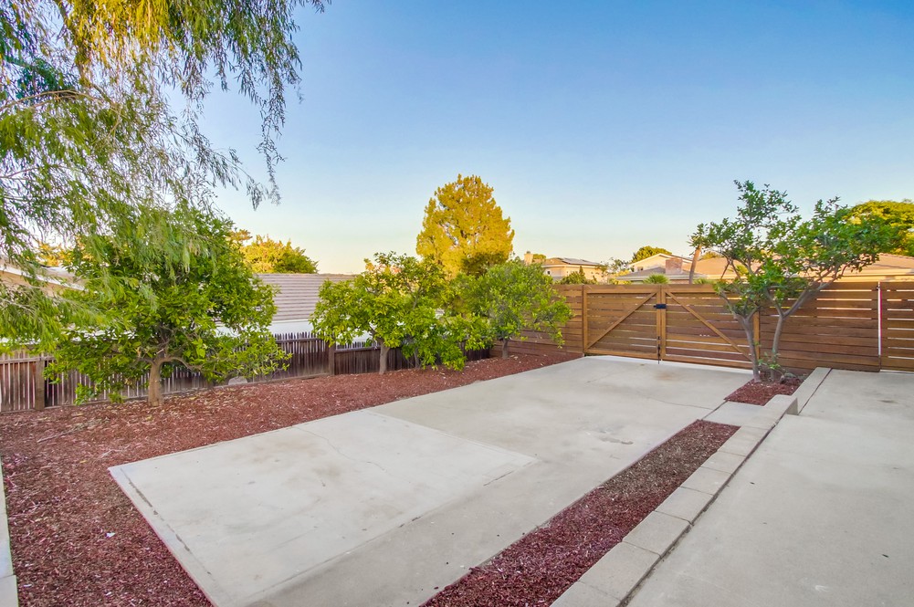 Virtual tour photo 89 of 125 for 6558 Crystalaire Dr