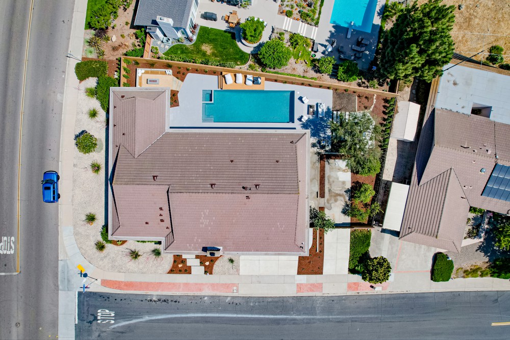 Virtual tour photo 17 of 36 for 6558 Crystalaire Dr