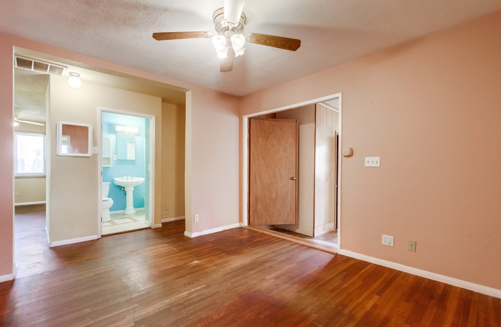 Virtual tour photo 28 of 54 for 6563 Osler St