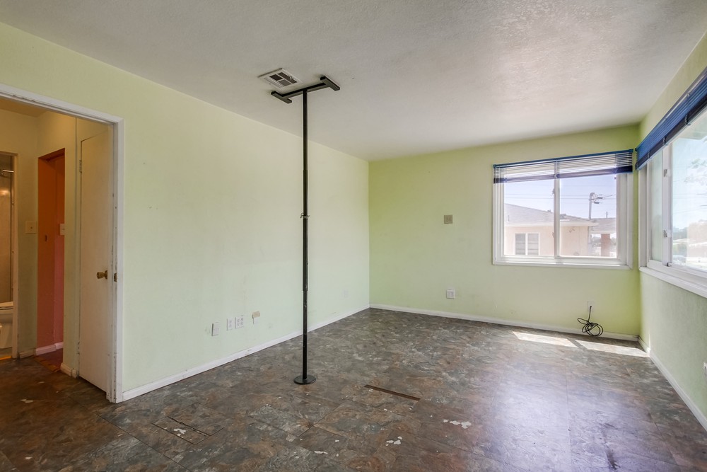 Virtual tour photo 39 of 54 for 6563 Osler St