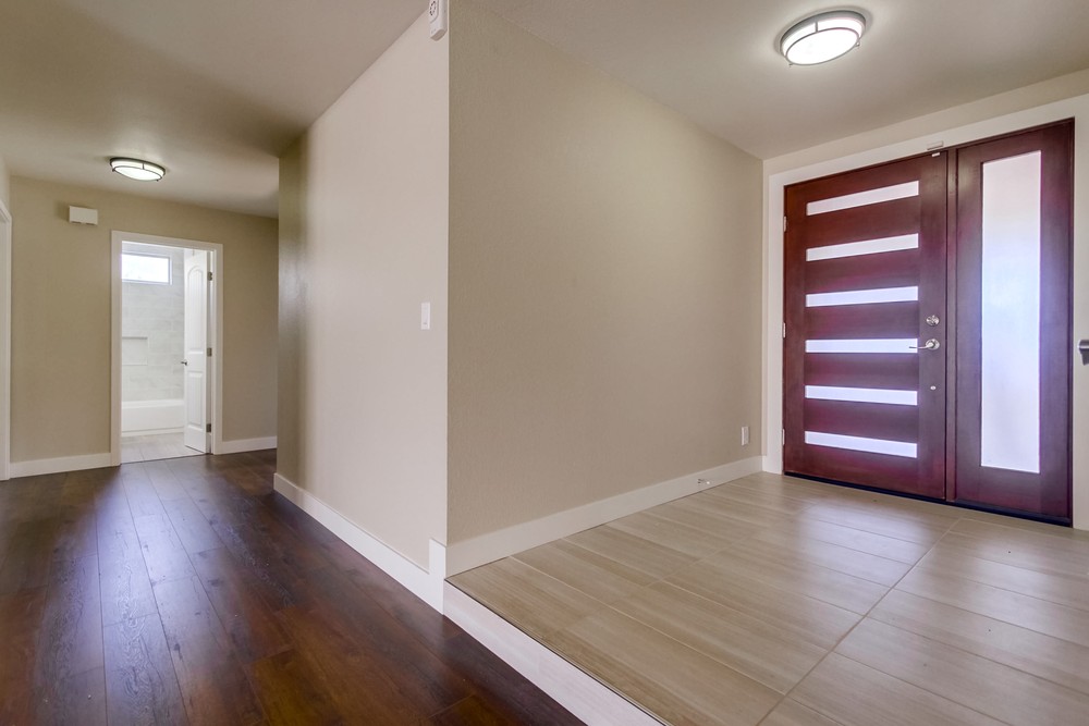 Virtual tour photo 27 of 54 for 6565 Red Deer St