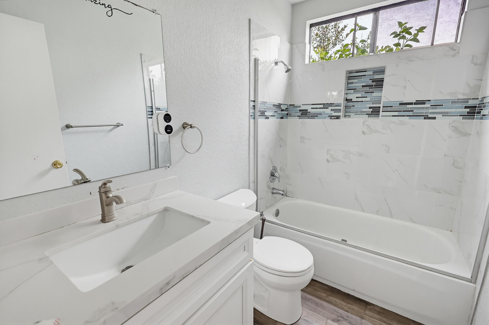 Virtual tour photo 27 of 50 for 657 Redlands Pl