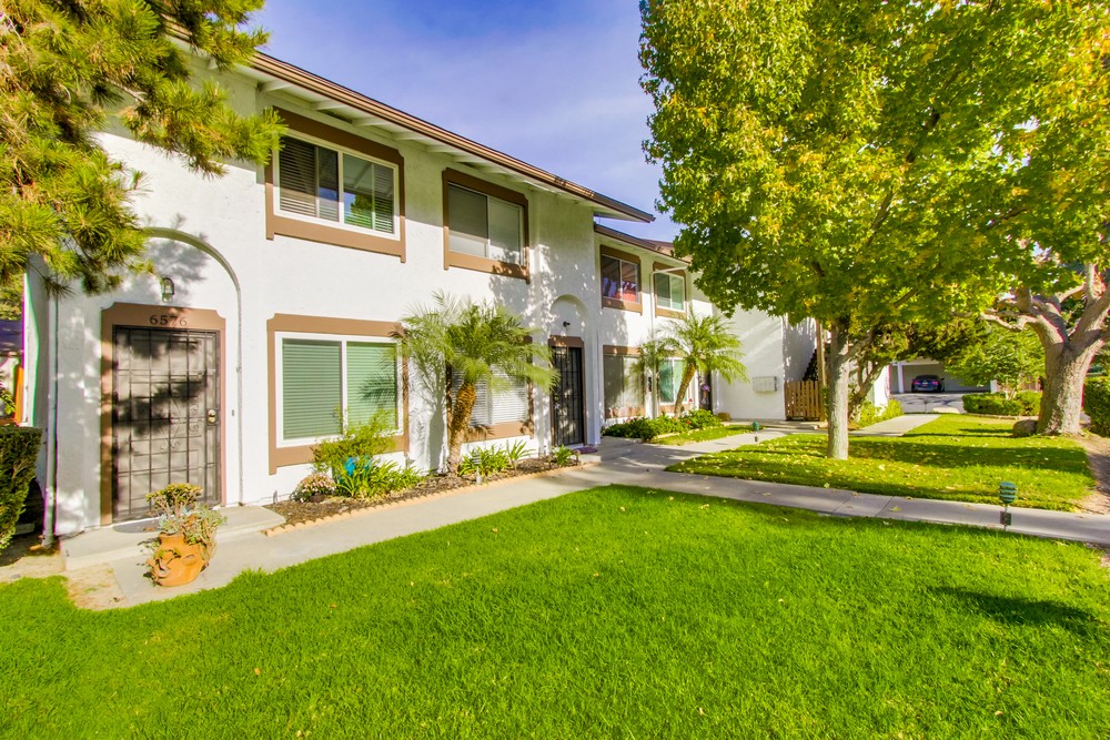 Virtual tour photo 4 of 36 for 6576 Bell Bluff Ave
