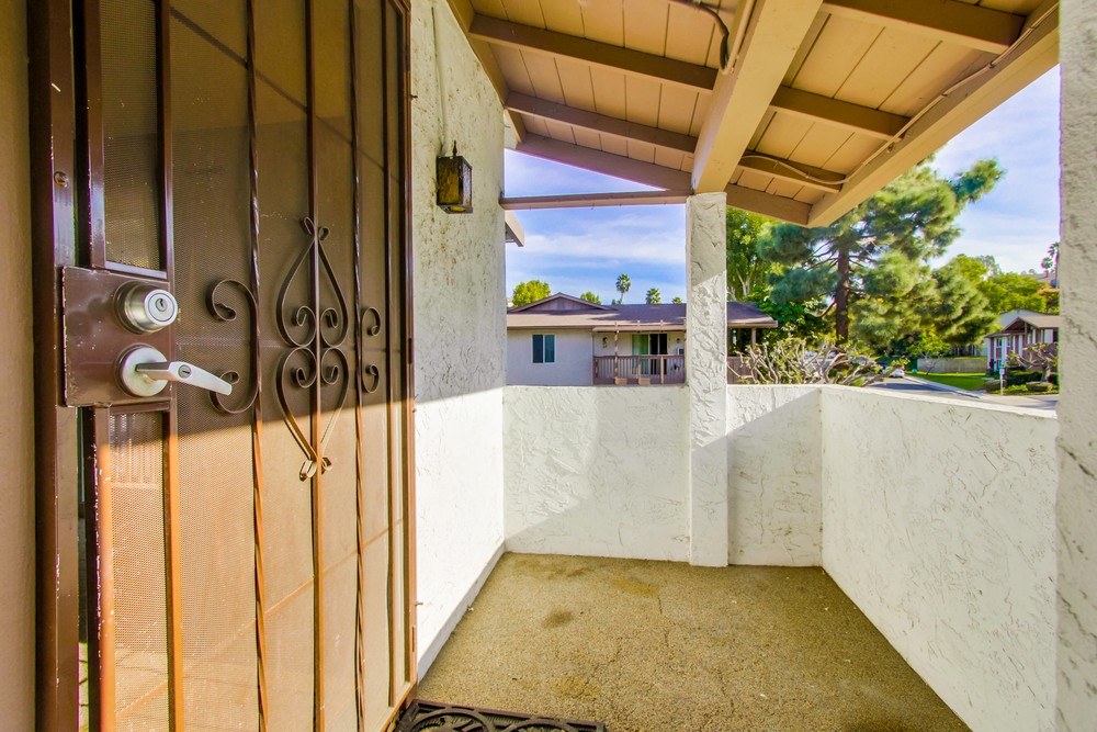 Virtual tour photo 6 of 36 for 6576 Bell Bluff Ave