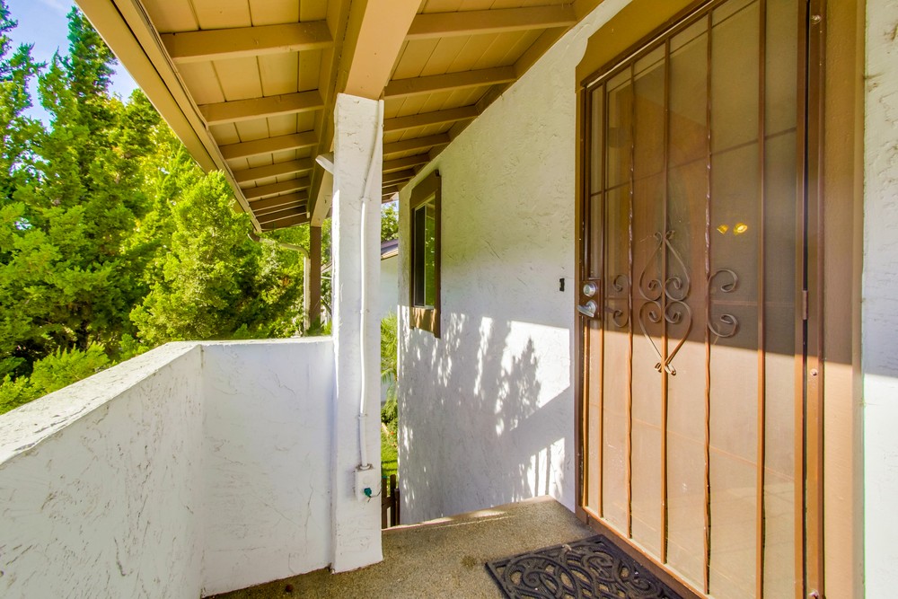 Virtual tour photo 8 of 36 for 6576 Bell Bluff Ave