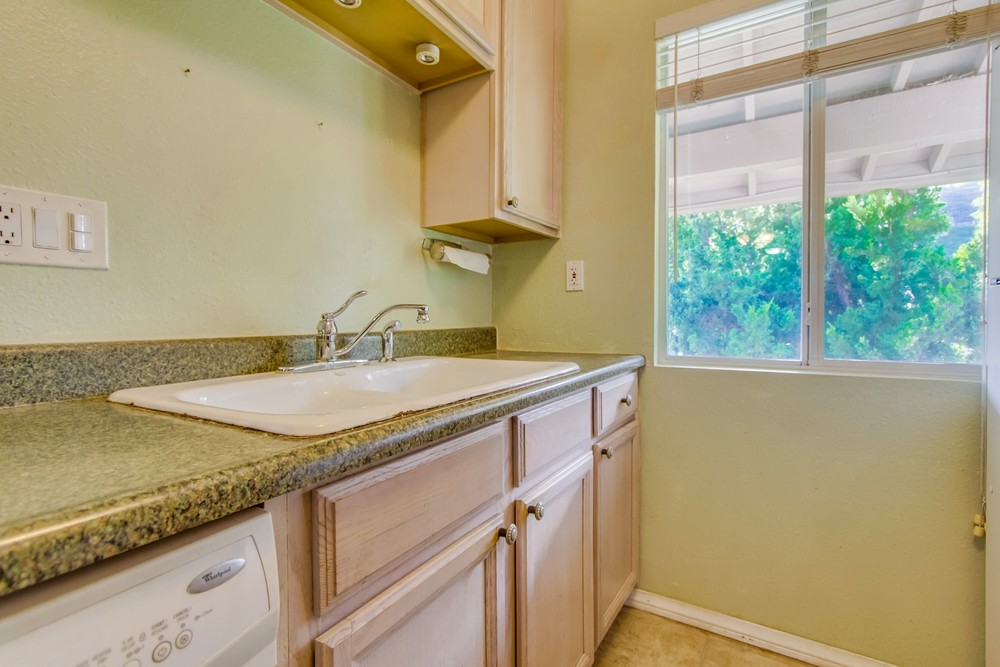 Virtual tour photo 18 of 36 for 6576 Bell Bluff Ave