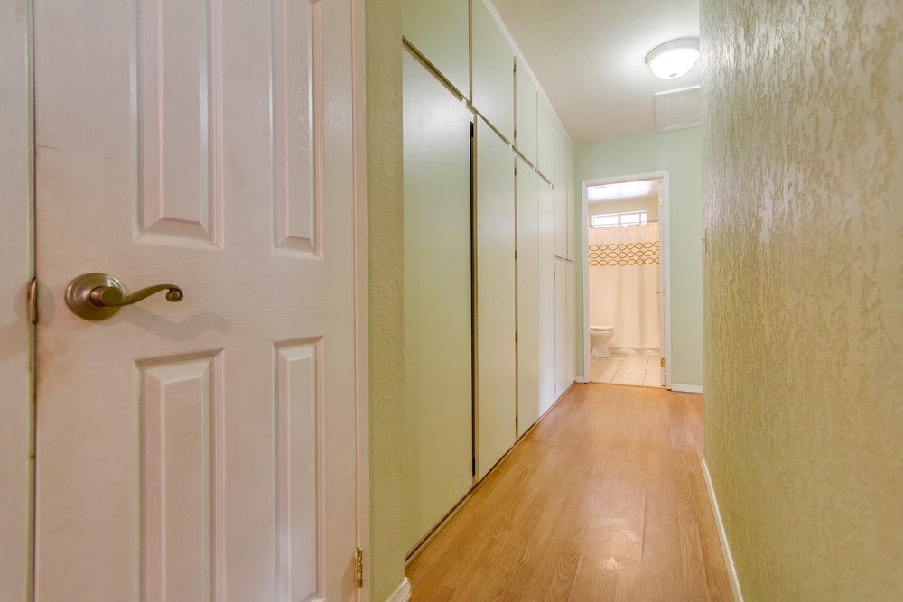 Virtual tour photo 21 of 36 for 6576 Bell Bluff Ave