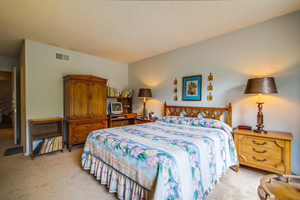 Virtual tour photo 35 of 57 for 6578 Red Deer St