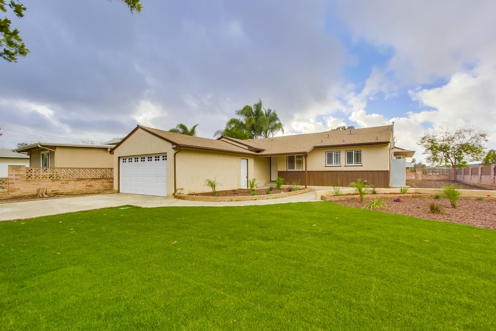 Virtual tour photo 7 of 52 for 6582 Clara Lee Ave