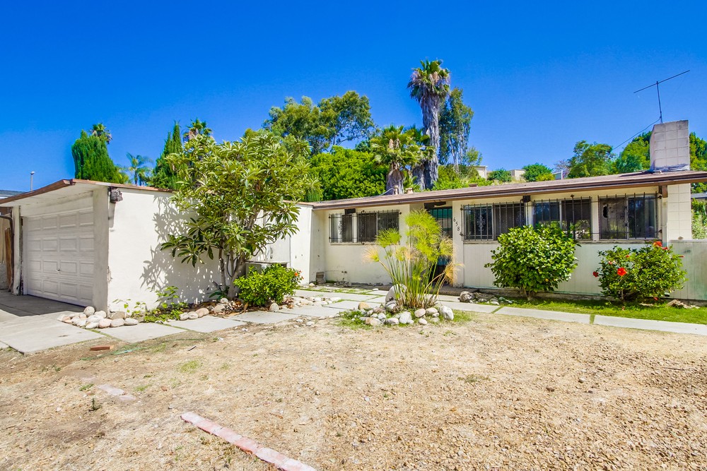 Virtual tour photo 3 of 67 for 6584 Airoso Ave