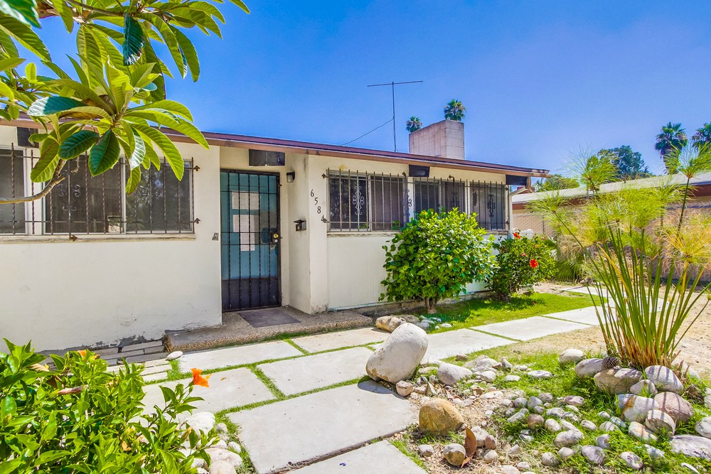 Virtual tour photo 7 of 67 for 6584 Airoso Ave