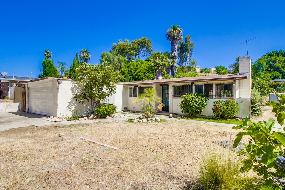 Virtual tour photo 9 of 67 for 6584 Airoso Ave