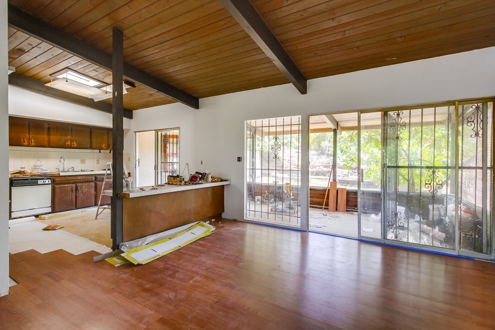 Virtual tour photo 19 of 67 for 6584 Airoso Ave