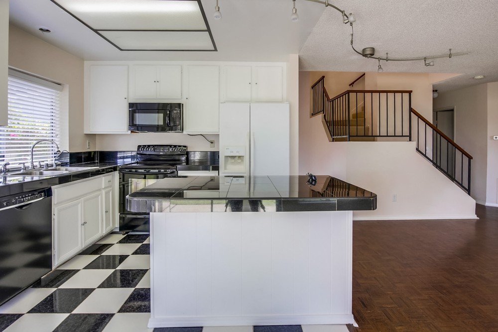 Virtual tour photo 16 of 38 for 6593 Bayamon Rd