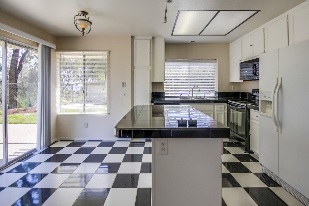 Virtual tour photo 17 of 38 for 6593 Bayamon Rd