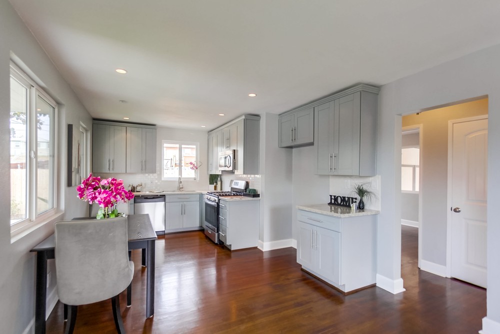 Virtual tour photo 14 of 31 for 6597 Comly St