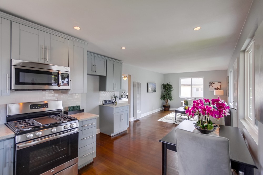Virtual tour photo 18 of 31 for 6597 Comly St