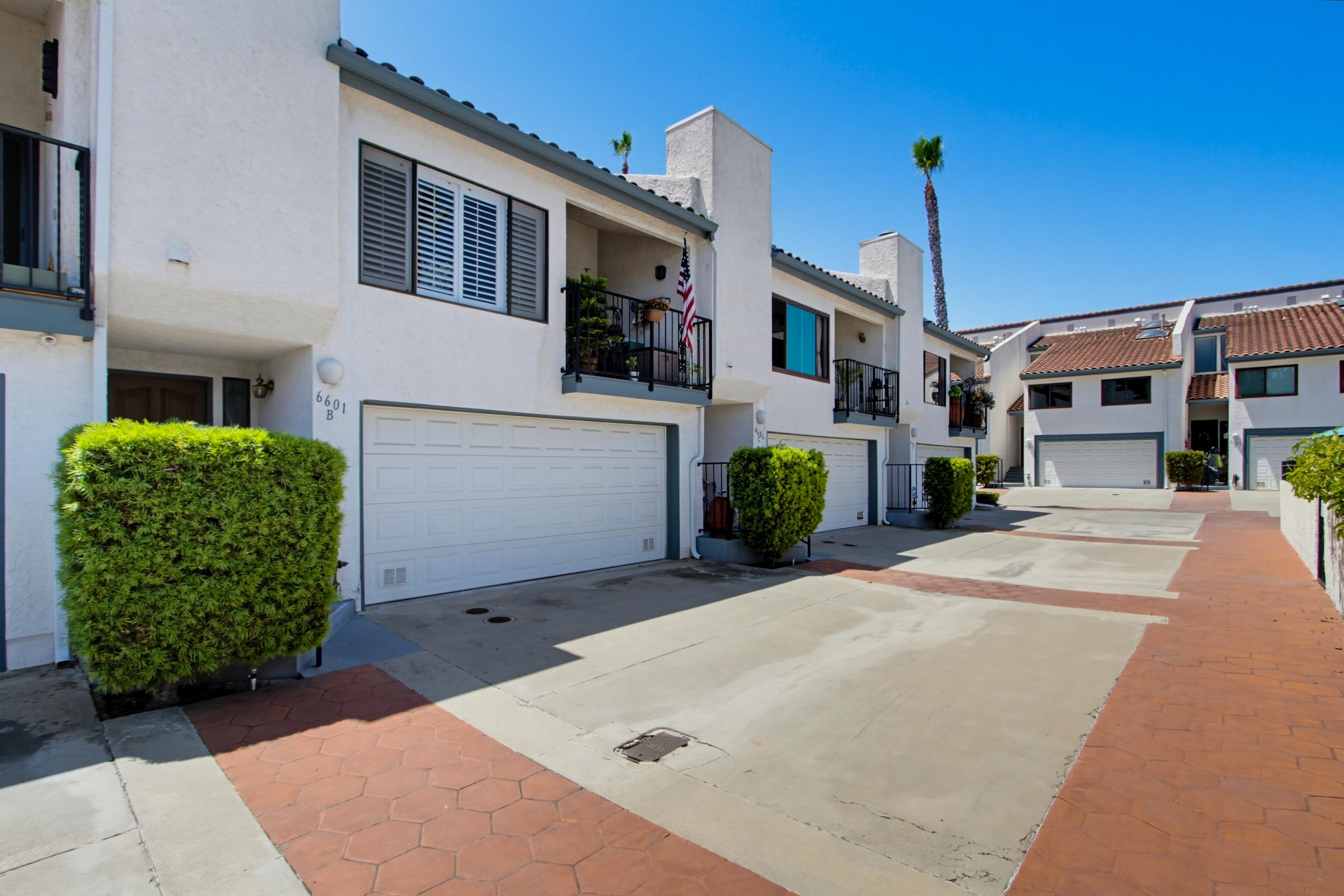 Virtual tour photo 4 of 45 for 6601 Santa Isabel St