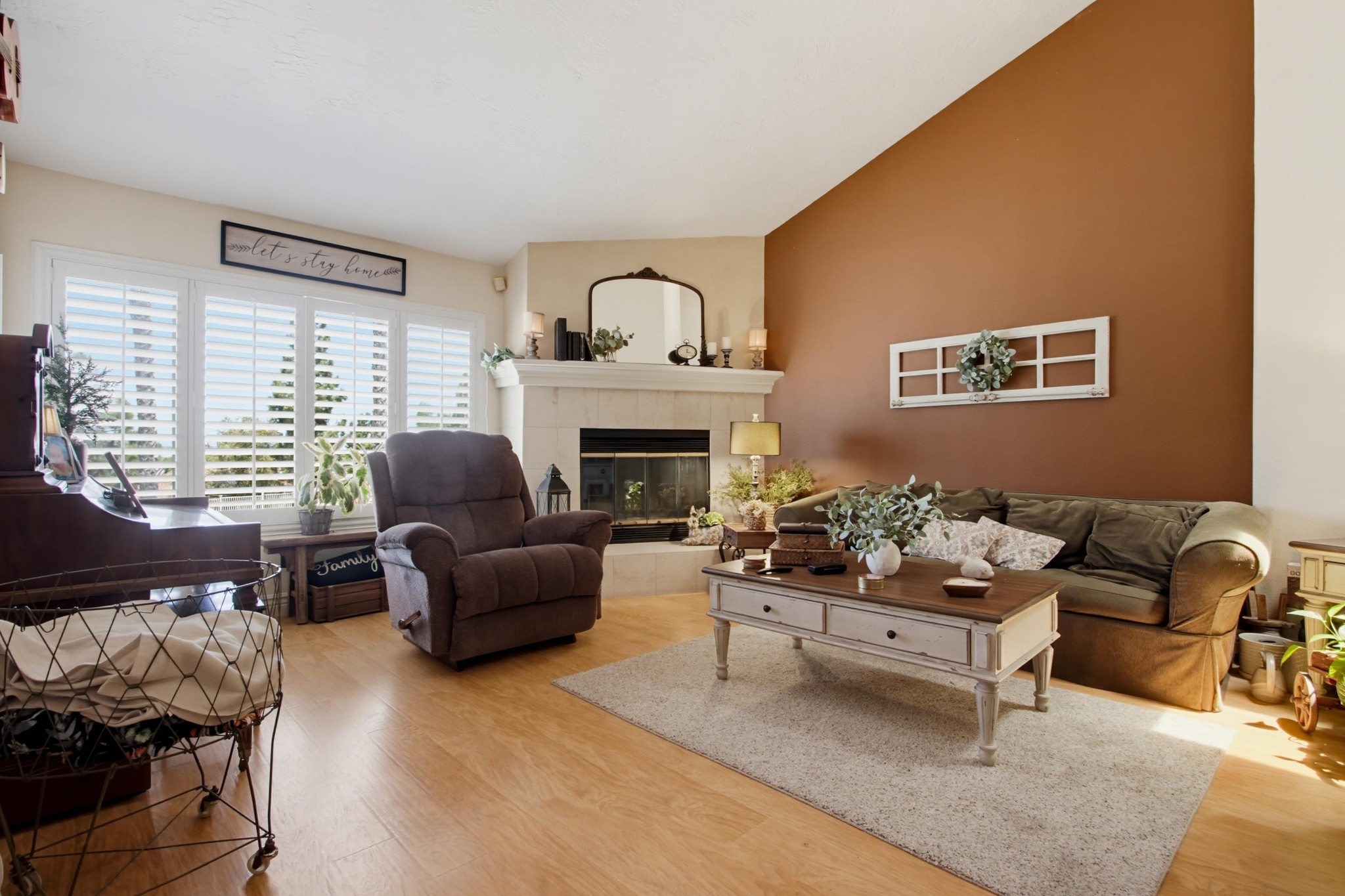Virtual tour photo 10 of 45 for 6601 Santa Isabel St