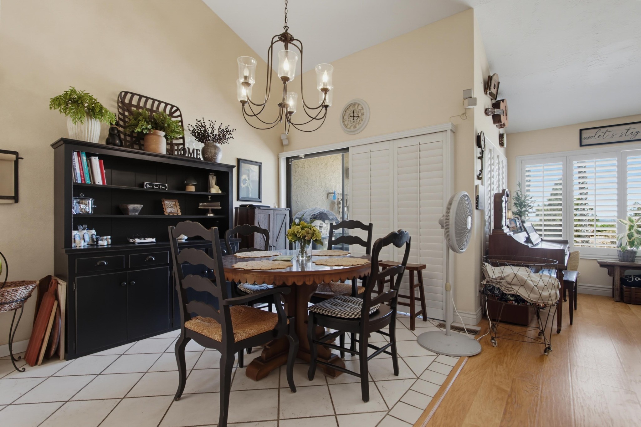 Virtual tour photo 14 of 45 for 6601 Santa Isabel St