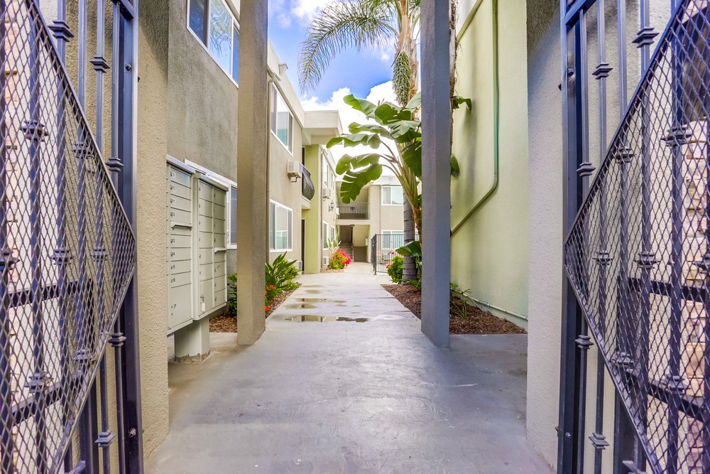 Virtual tour photo 6 of 38 for 6602 Beadnell Way UNIT 25