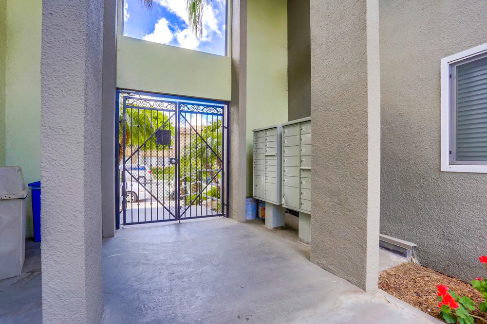 Virtual tour photo 7 of 38 for 6602 Beadnell Way UNIT 25