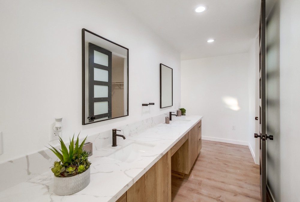 Virtual tour photo 34 of 86 for 6602 Dwane Ave