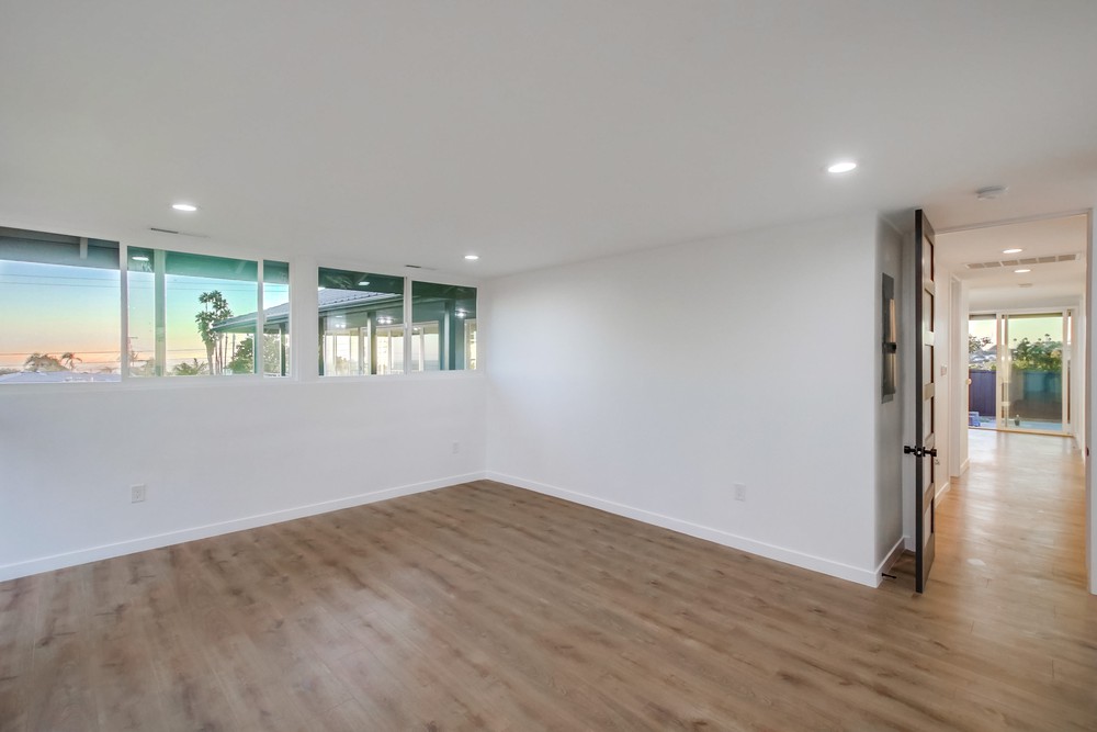 Virtual tour photo 38 of 86 for 6602 Dwane Ave