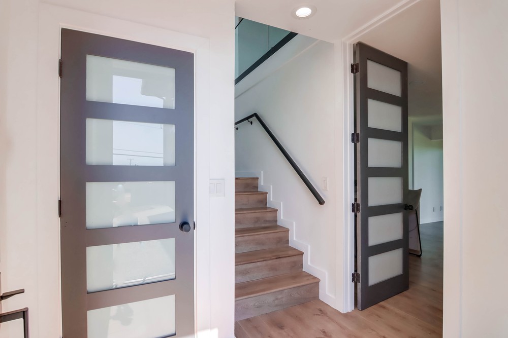 Virtual tour photo 7 of 108 for 6602 Dwane Ave
