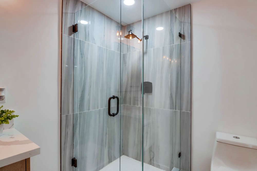 Virtual tour photo 22 of 108 for 6602 Dwane Ave