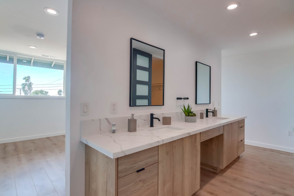 Virtual tour photo 88 of 108 for 6602 Dwane Ave