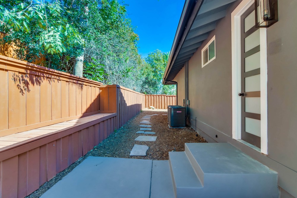 Virtual tour photo 107 of 108 for 6602 Dwane Ave