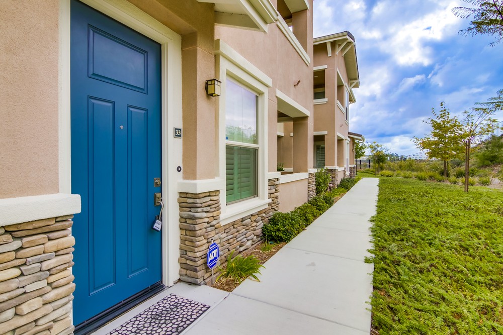 Virtual tour photo 5 of 49 for 6610 Canopy Ridge Ln #33