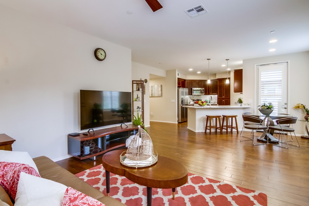 Virtual tour photo 10 of 49 for 6610 Canopy Ridge Ln #33